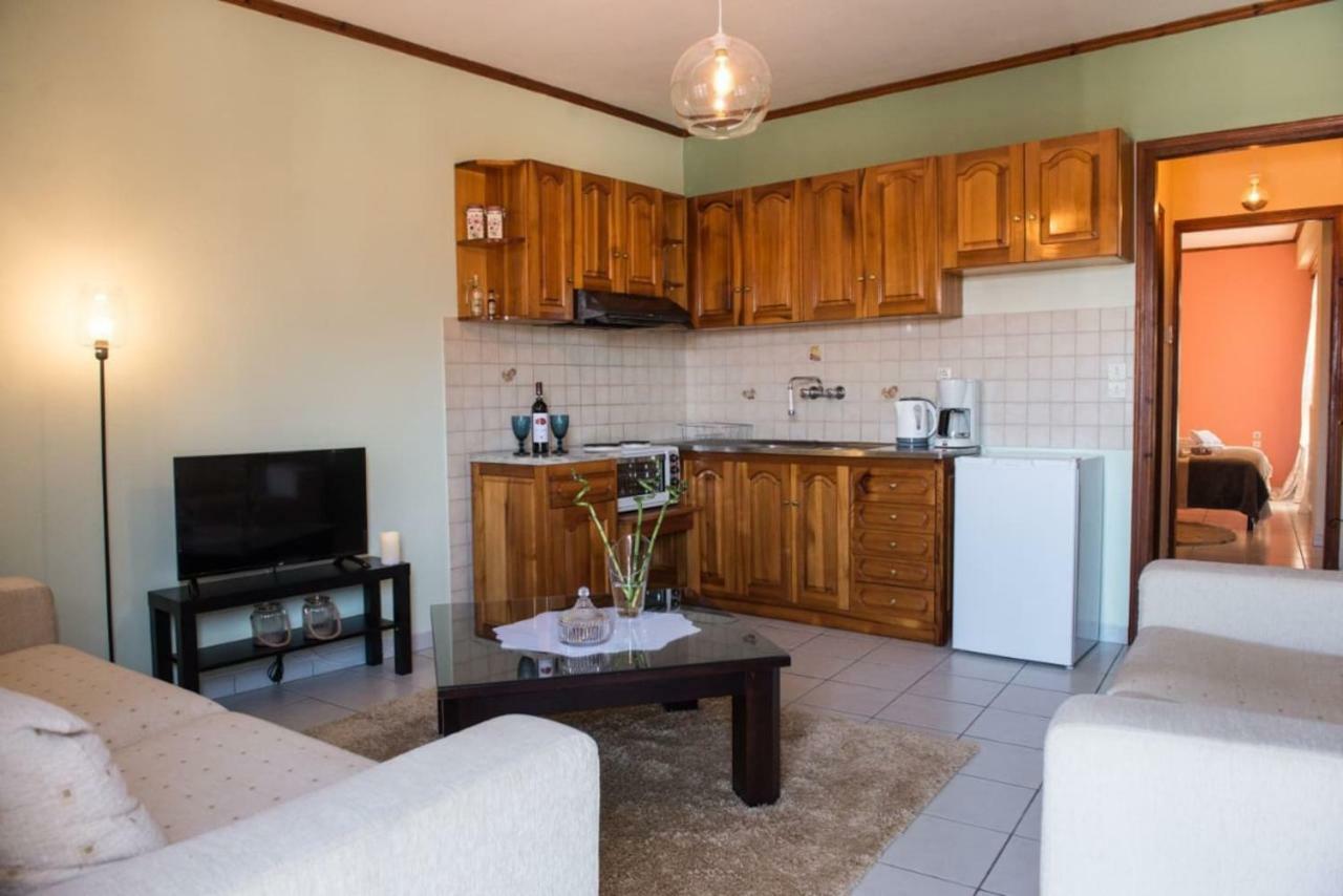 Small Town Apartment Konitsa